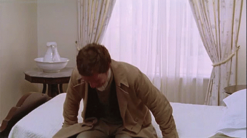 Jump To Bed Benedict Cumberbatch Animatie Gif
