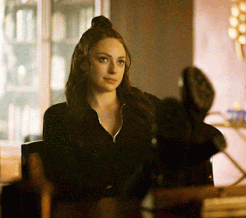 1678100303 Hope Mikaelson Animatie Gif
