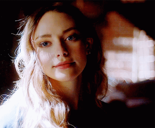 1678932687 Hope Mikaelson Animatie Gif