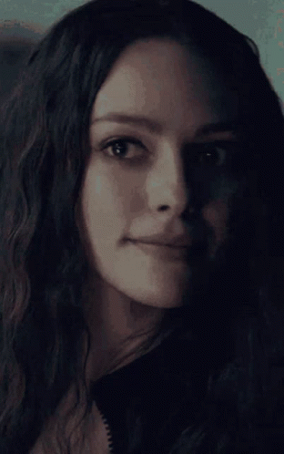 1679009730 Hope Mikaelson Hope Mikaelson Smile Animatie Gif